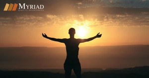 Hombre meditando